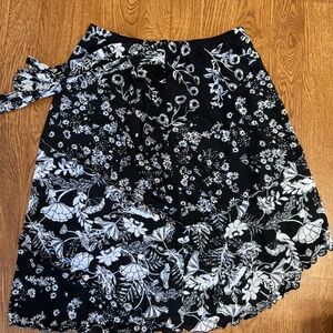 Floral Black and White Women's Skirt